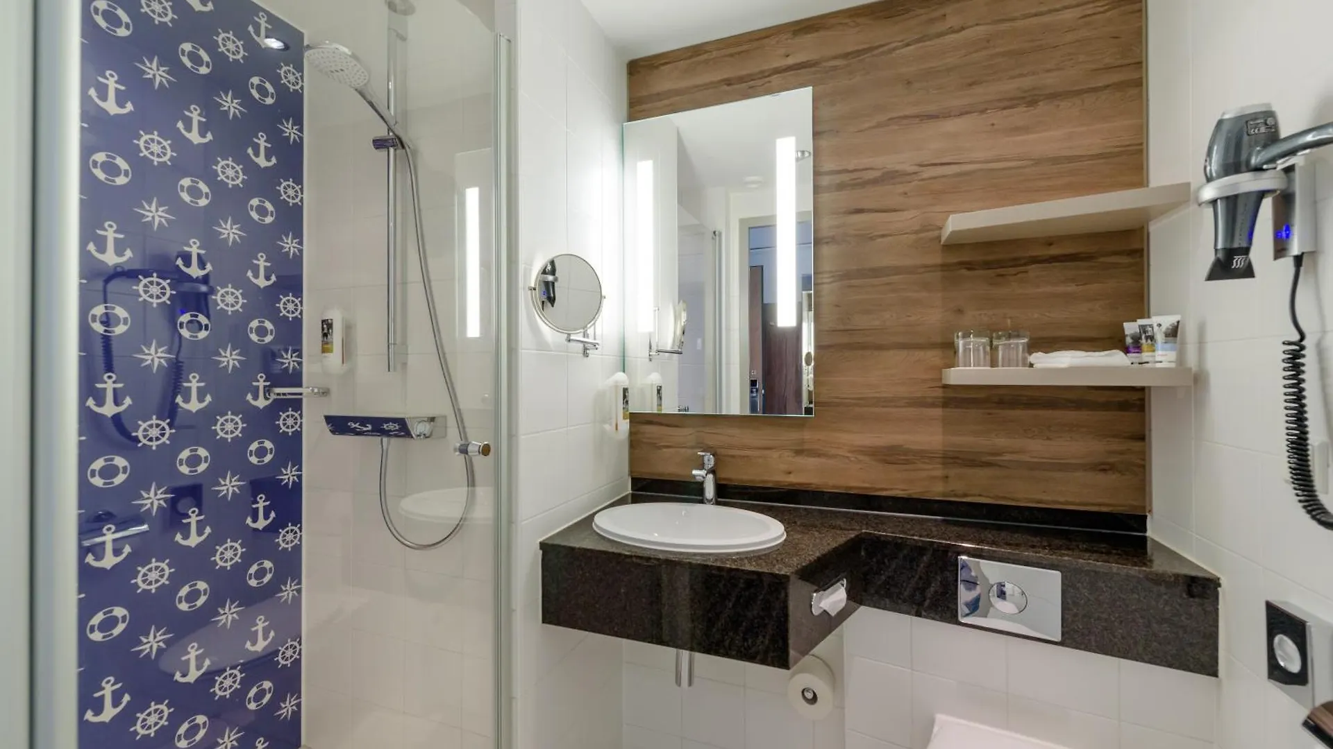 Mercure Hotel Hamburg Mitte 4*,